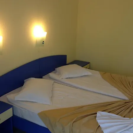 Glarus Hotel