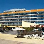 Glarus Хотел 4*
