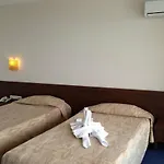Хотел Glarus 4*