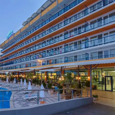 Glarus Beach& Aqua Park Ξενοδοχείο 4*
