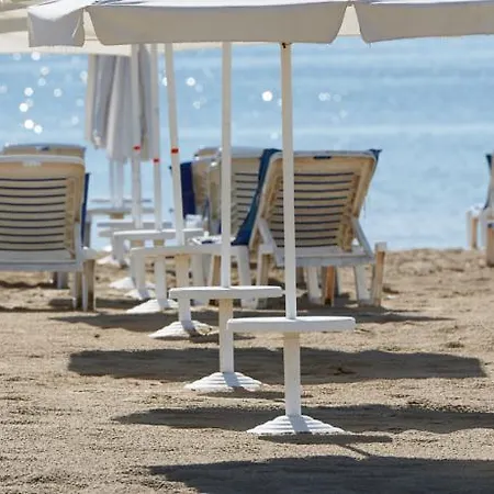 ホテル Glarus Beach& Aqua Park