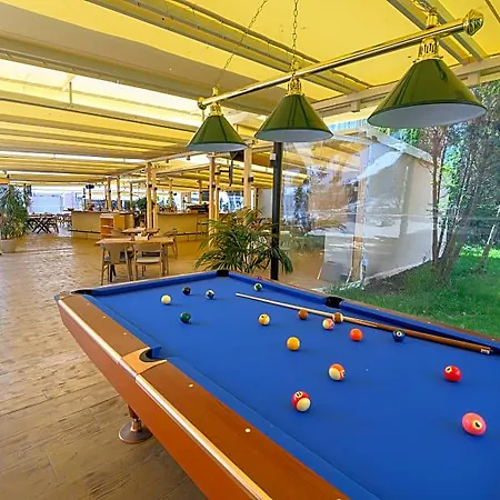 Glarus Beach& Aqua Park ホテル