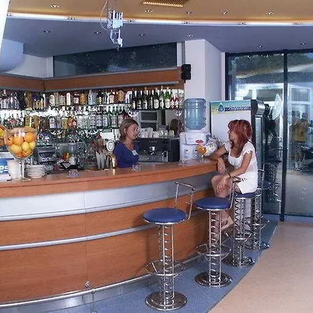 Glarus Beach& Aqua Park 4* サニービーチ