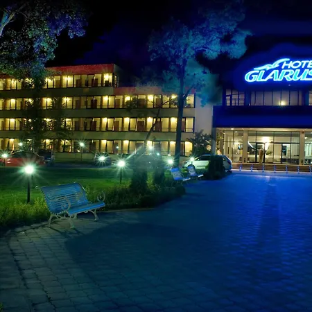 Glarus Otel 4*