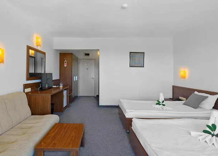 Szálloda Glarus Napospart