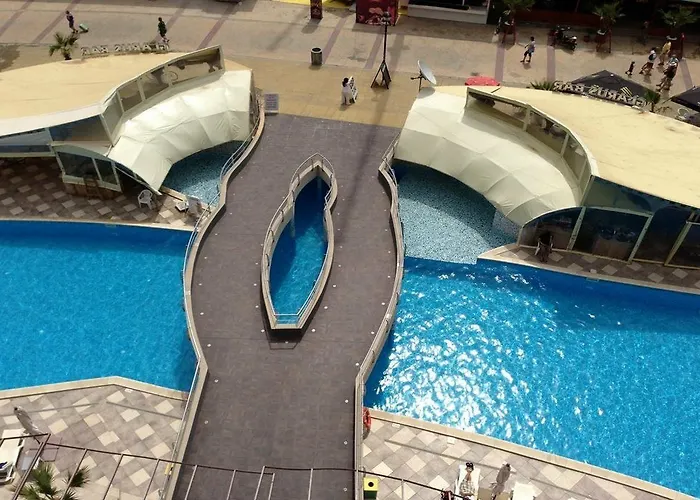 Glarus Отель 4*